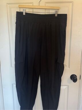 YPB Abercrombie and Fitch Black Cargo Jogger Pants